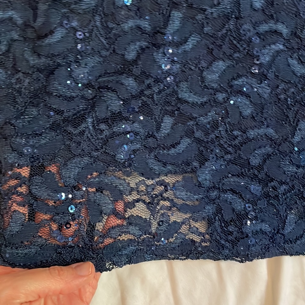 Quiz Scallop-Trimmed Navy Sheath Dress size 2 - Picture 4 of 9